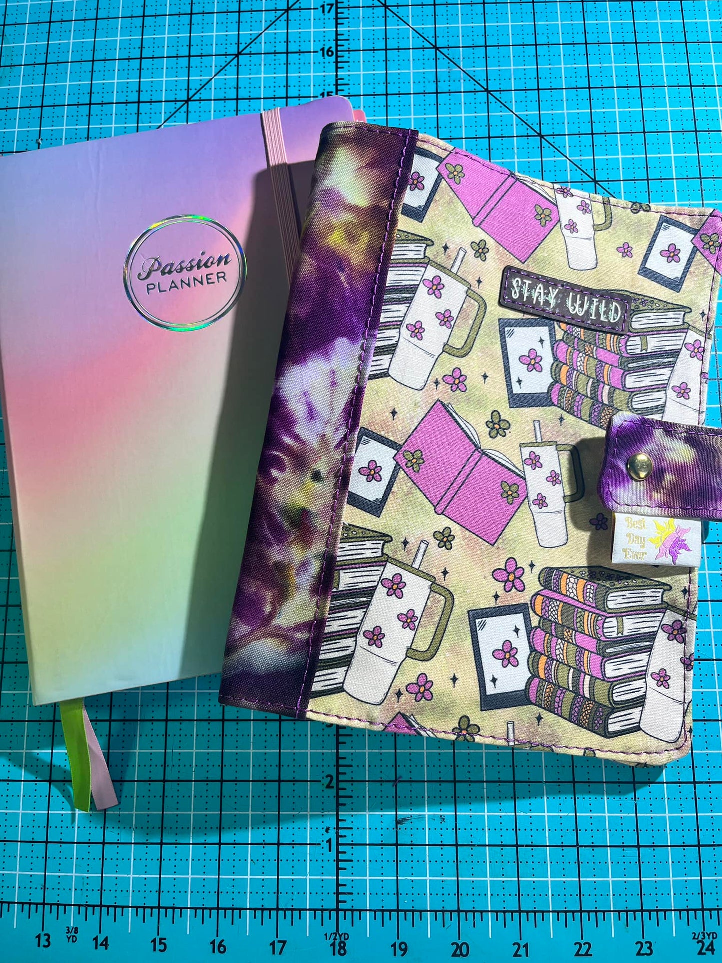 Overstuffed Shelves - Book Lovers Panel