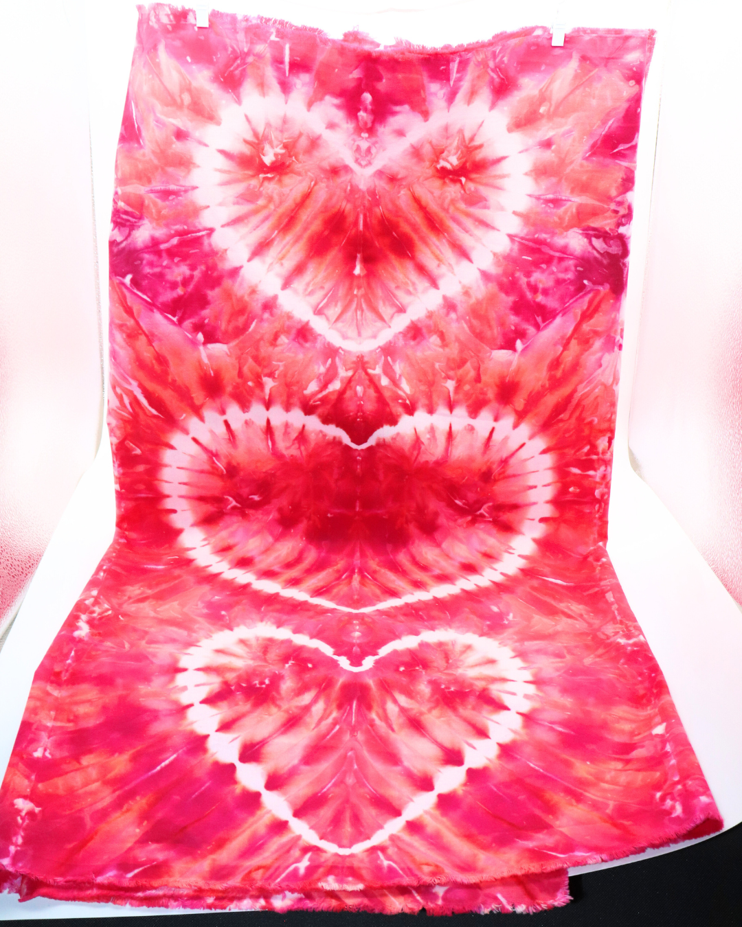 Galentines Heart Tie Dye - 1 yd Kona Cotton