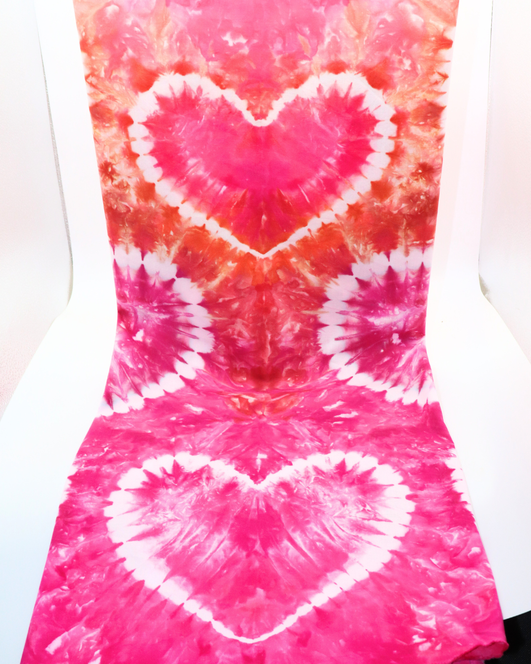 Galentines Heart Tie Dye - 1 yd Kona Cotton