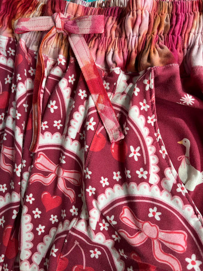 Pretty Cherry Scallops TS 12in