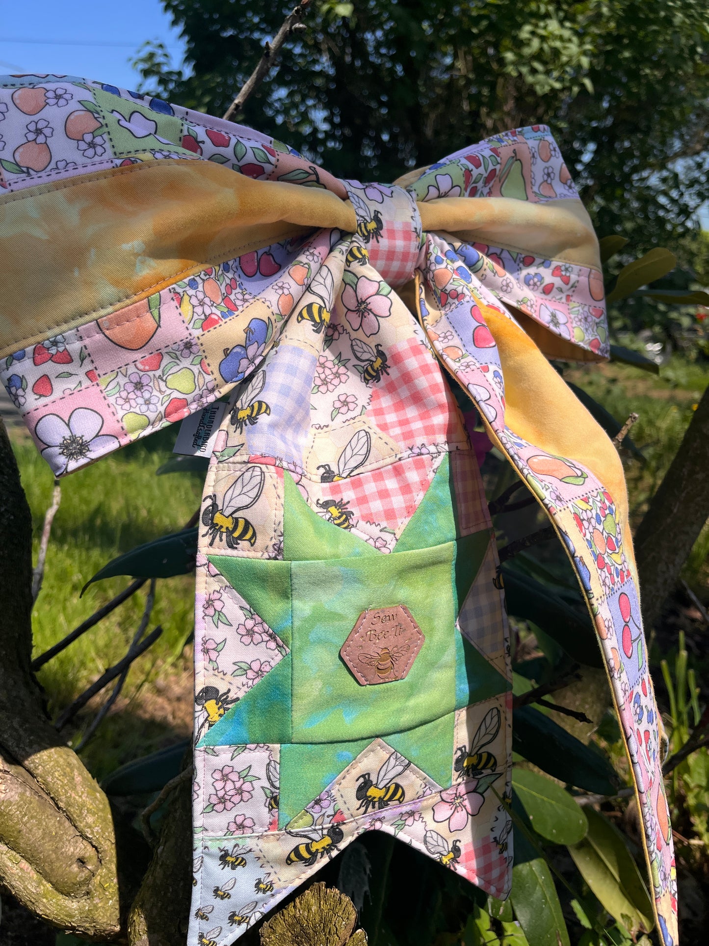 Sew Bee It Fat Quarters w/ Exclusive Tag