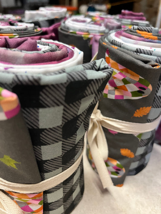 BOO Bow Cozy Ghost Fabric Bundle - Includes Coupon for Ten Cow Quilts Halloween Bow Pattern