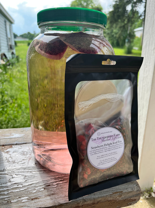 Loose Leaf Tea Set - Strawberry Delight Iced Tea