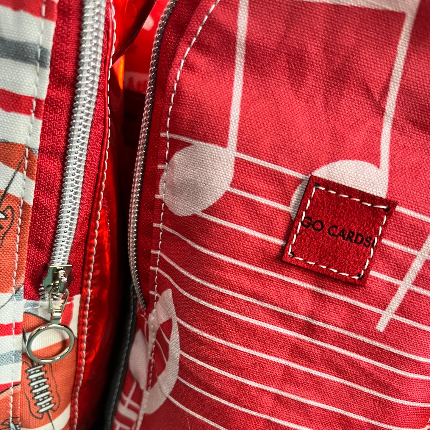 (WRC) SOCCER Go Cards! School Pride H2O2GO Sling Bag