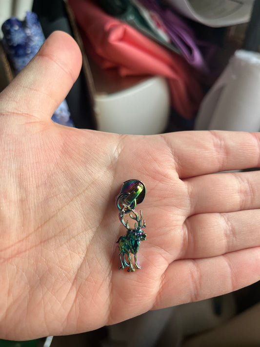 #5 Moose Zipper Pull - Rainbow